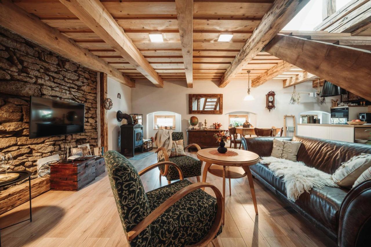 Cakyho Kuria - Mezonetovy Apartman S Krbom A Saunami Smižany Eksteriør billede