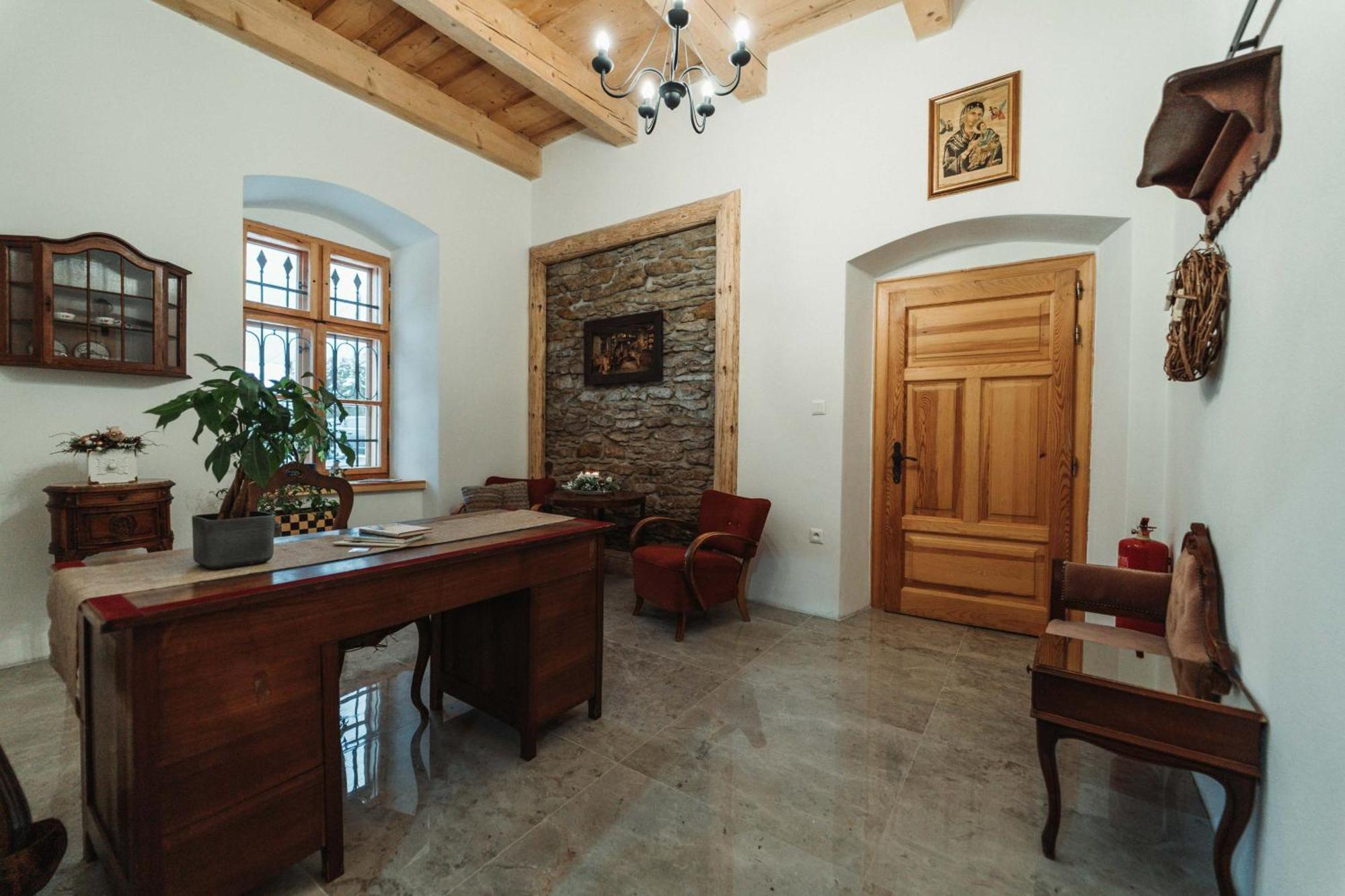 Cakyho Kuria - Mezonetovy Apartman S Krbom A Saunami Smižany Eksteriør billede